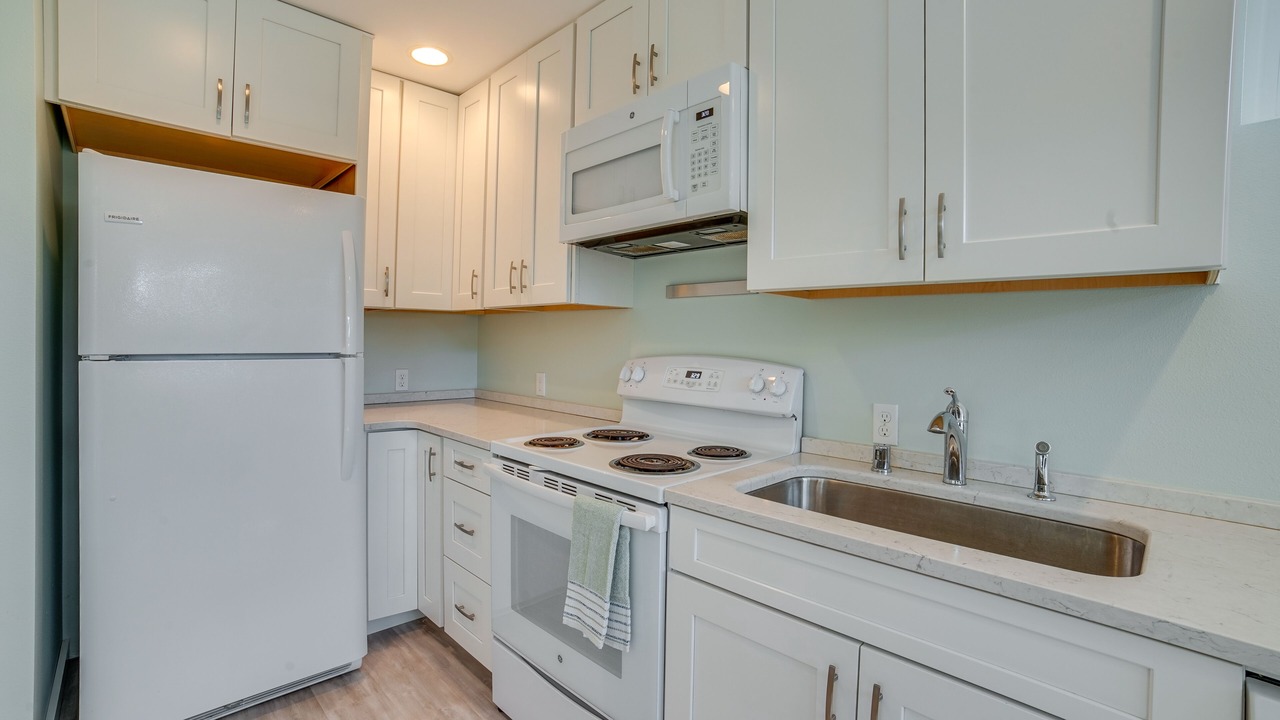 Photo of Kitchen in East Lake Hills