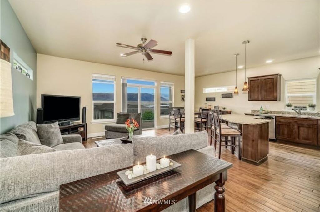 Photo of Livingroom in Quincy