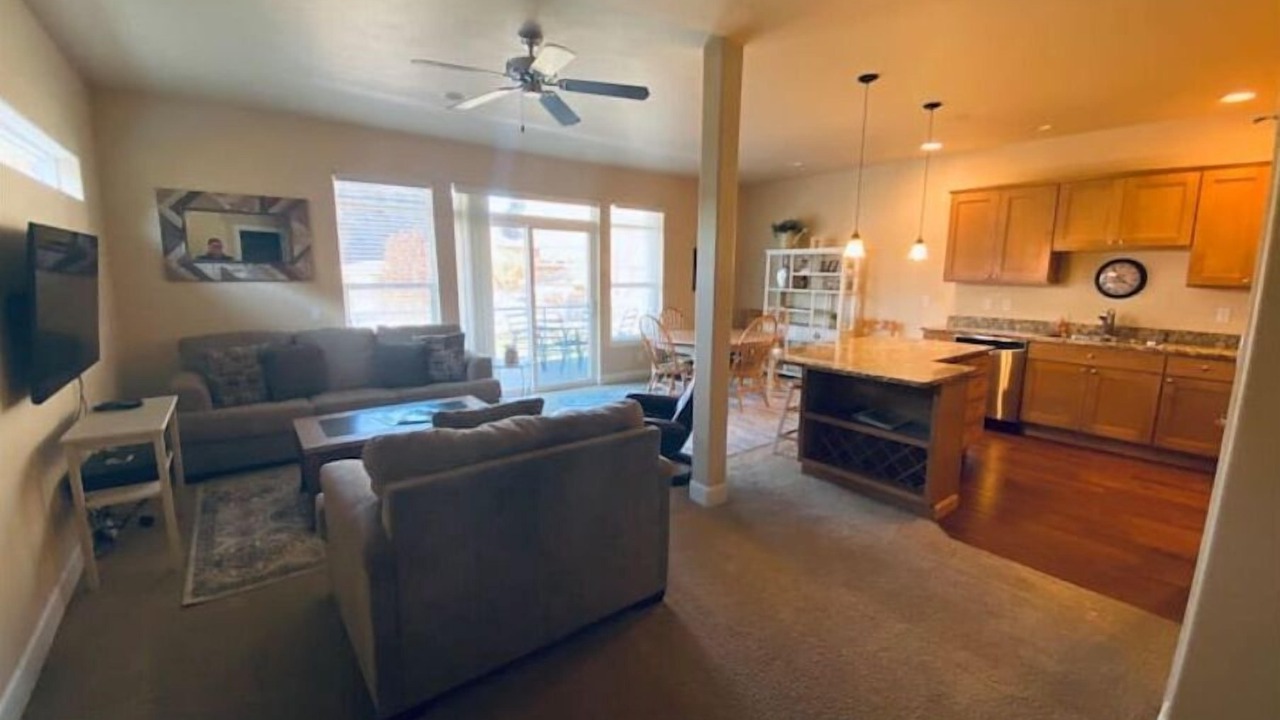 Photo of Livingroom in Quincy