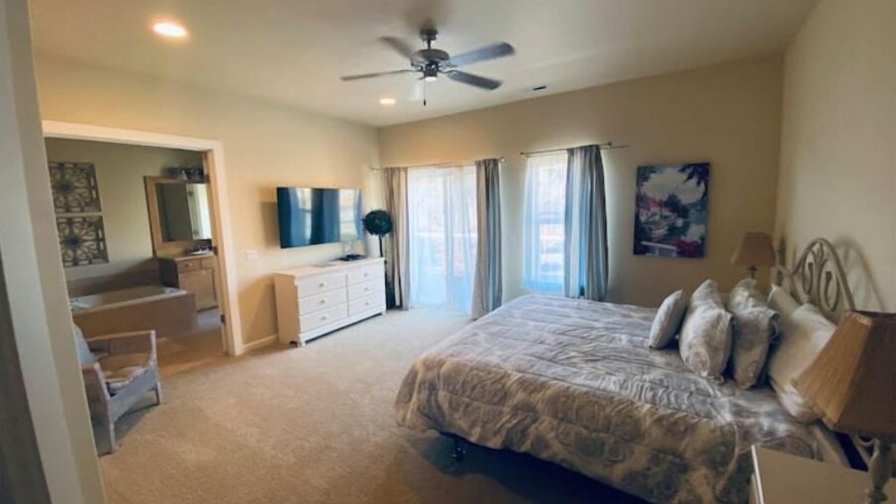 Photo of Bedroom in Quincy
