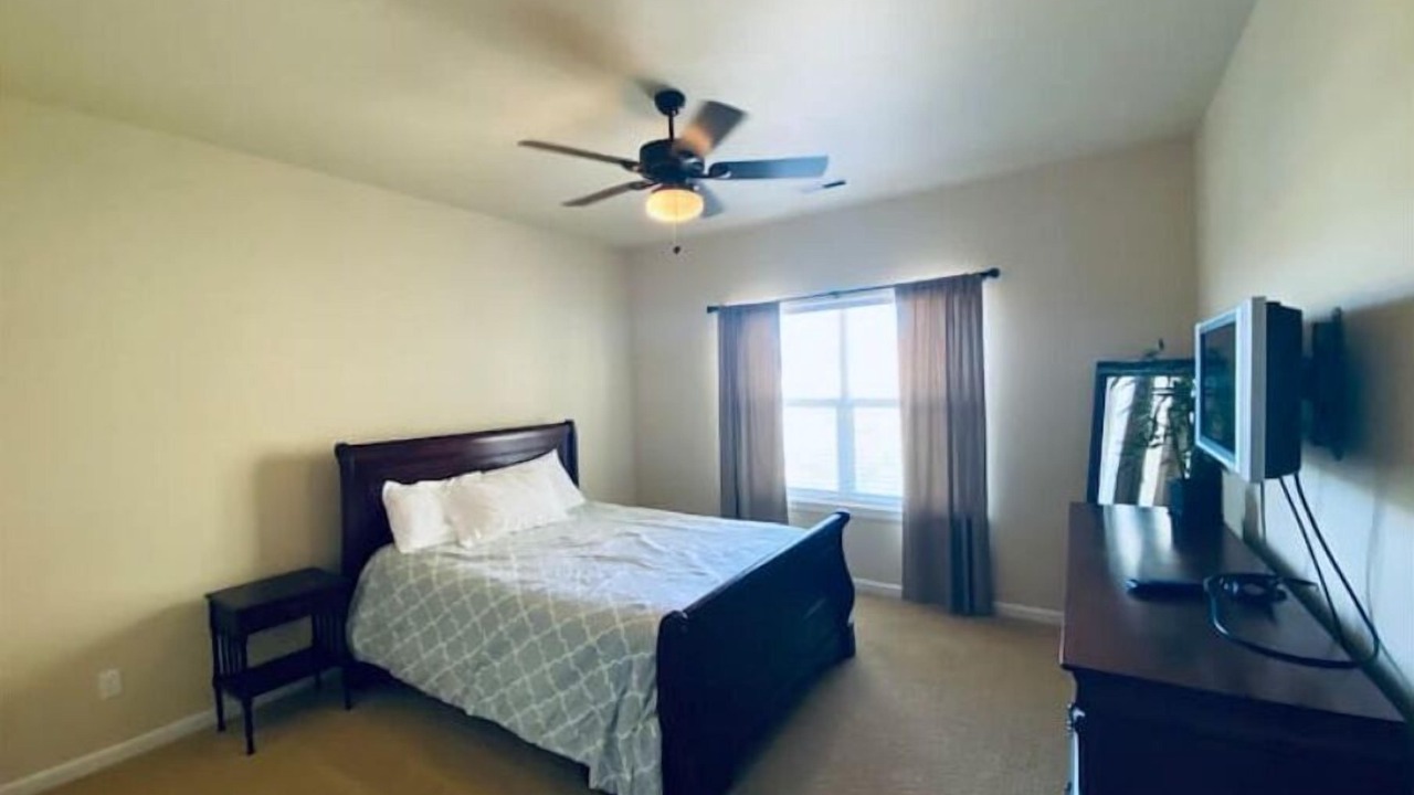 Photo of Bedroom in Quincy