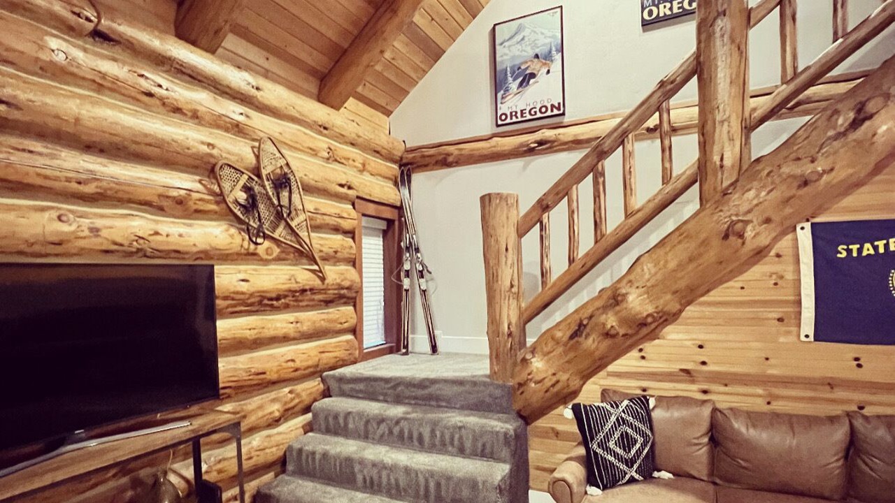 Photo of Livingroom in Mount Hood Village