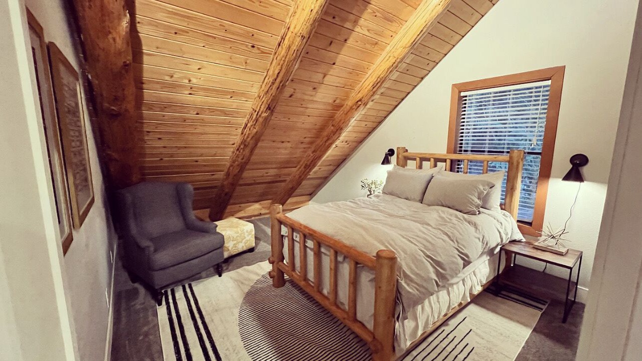 Photo of Bedroom in Mount Hood Village