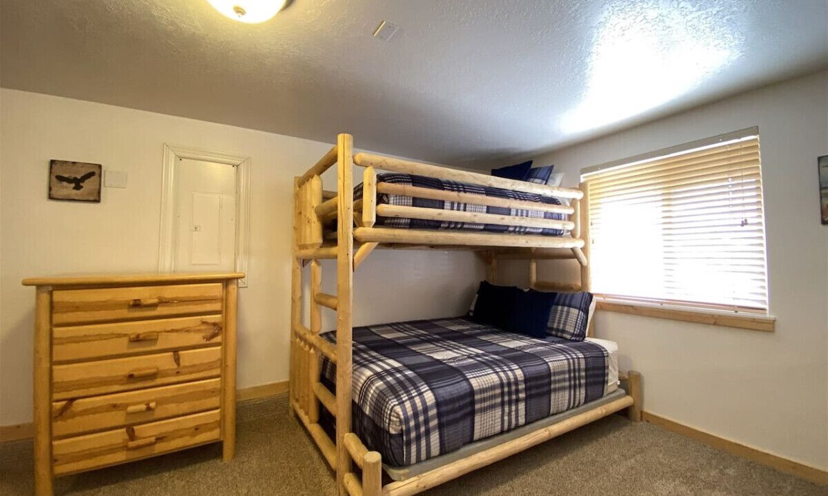 Photo of Bedroom in Harbor Village