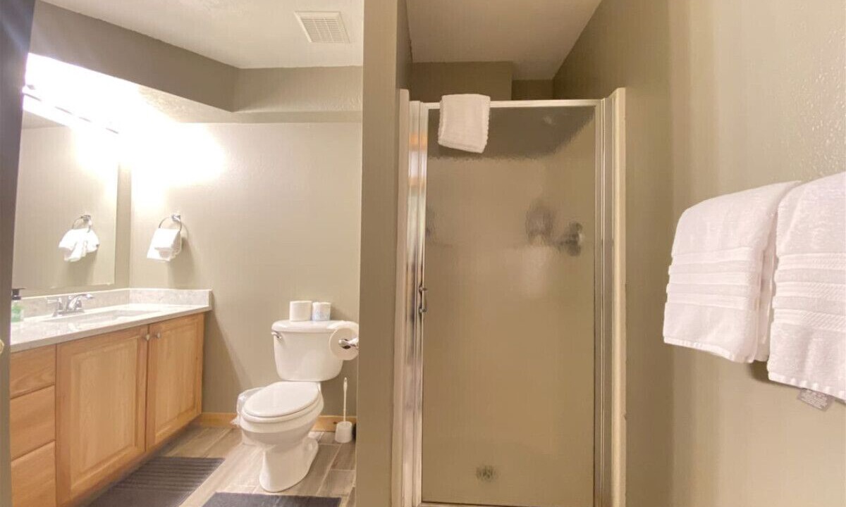 Photo of Bathroom in Harbor Village