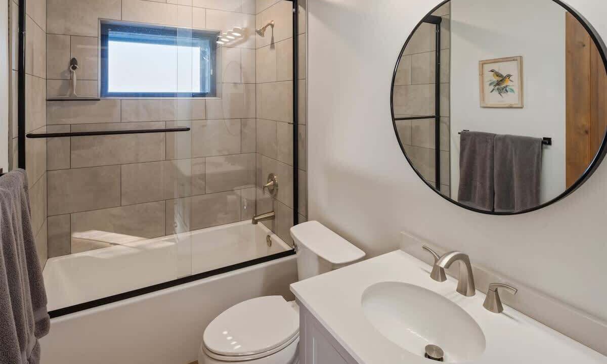Photo of Bathroom in Sandpoint