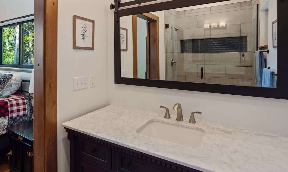 Photo of Bathroom in Sandpoint