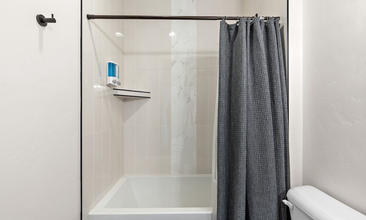 Photo of Bathroom in Garden City