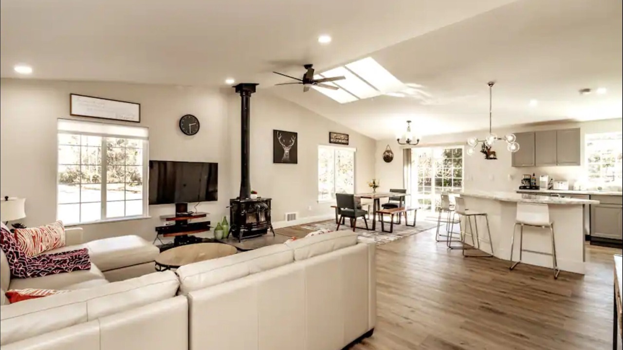 Photo of Livingroom in Pierce County