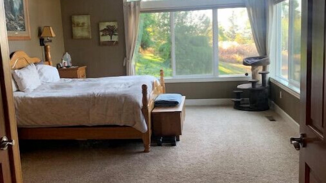 Photo of Bedroom in Carver