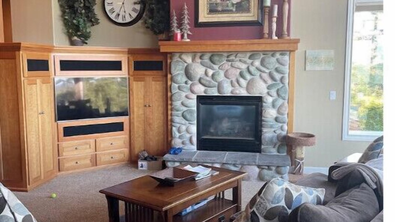 Photo of Livingroom in Carver