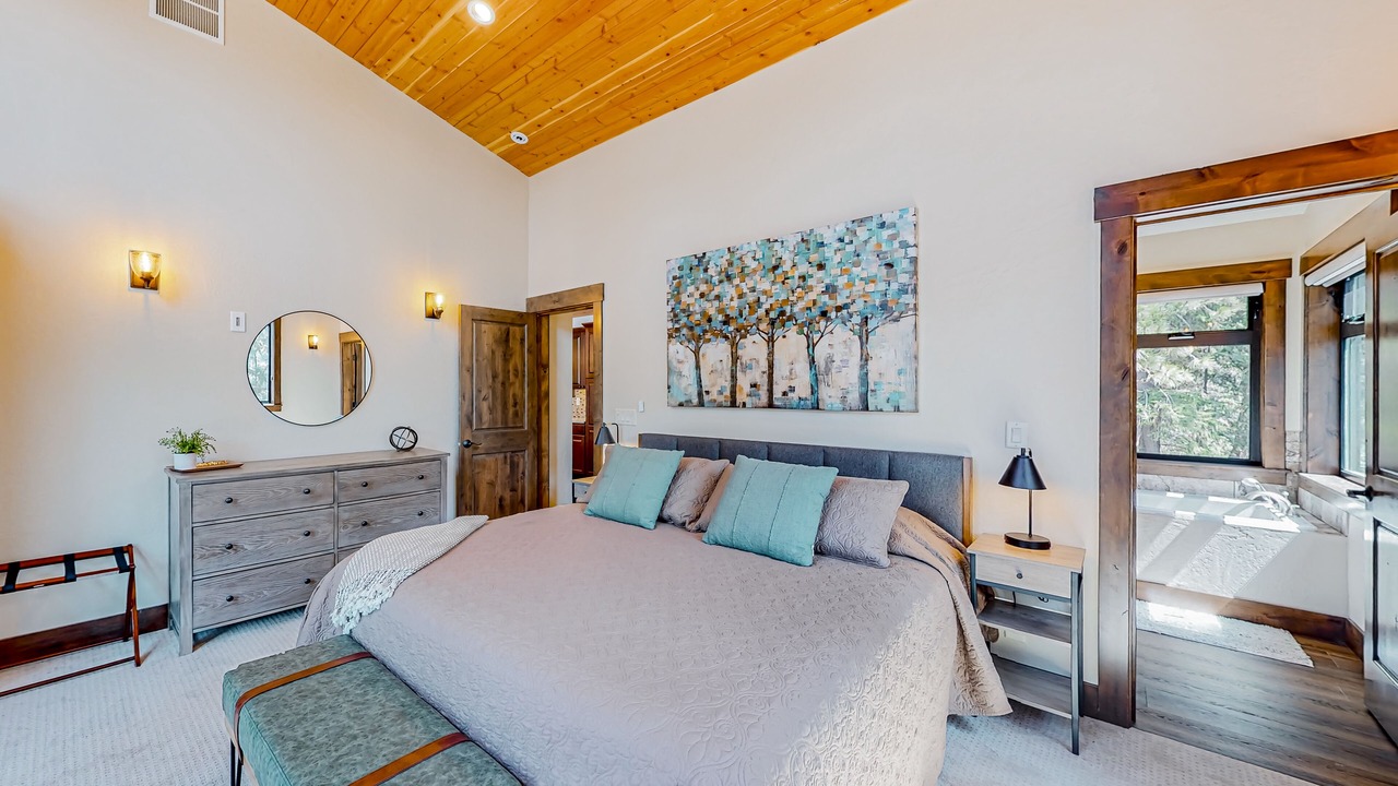 Photo of Bedroom in Harrison