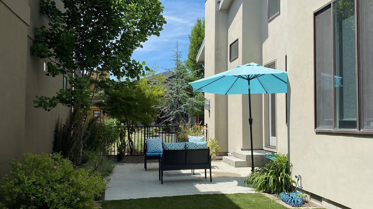 Photo of Patio Balcony in Harris Ranch