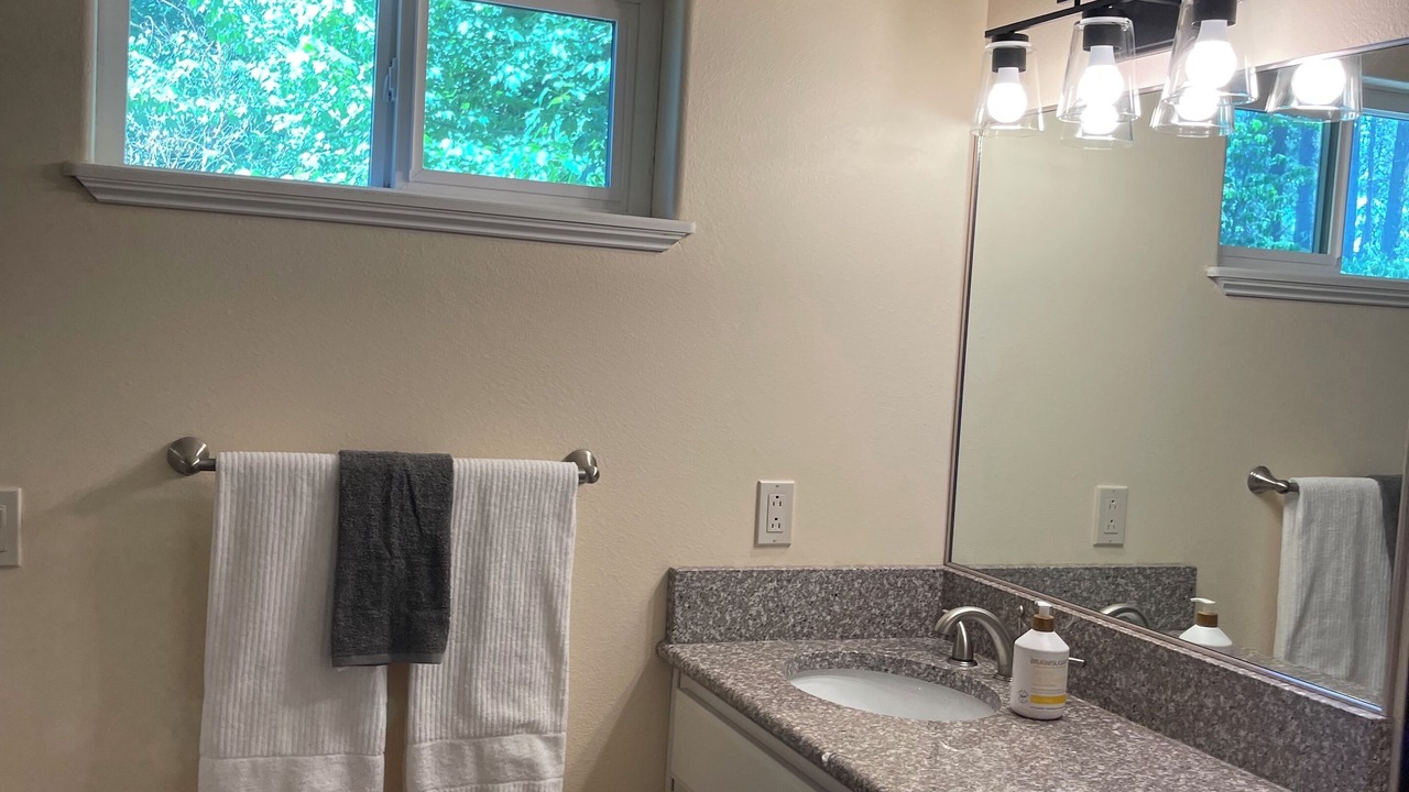 Photo of Bathroom in Hayden View Estates