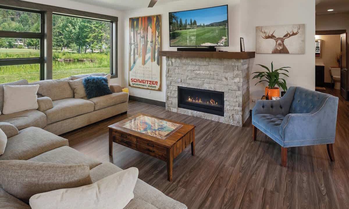 Photo of Bedroom in Sandpoint