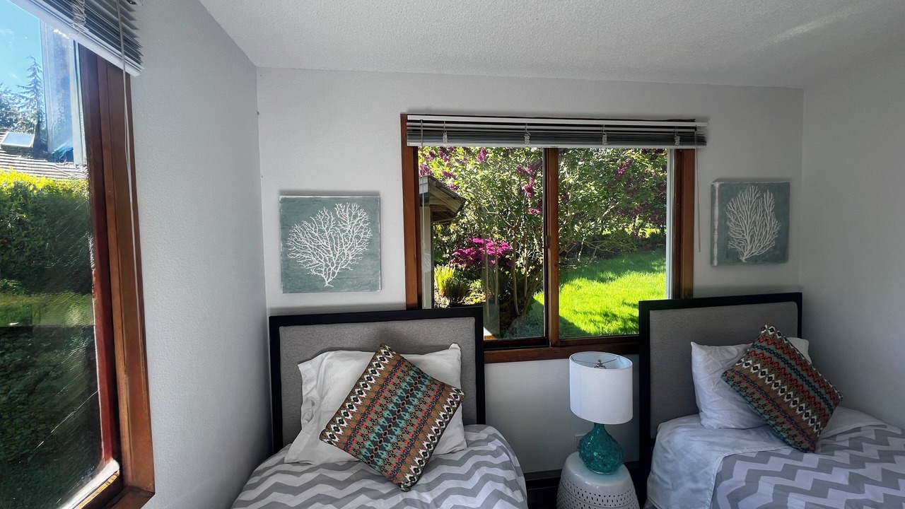 Photo of Bedroom in Hansville