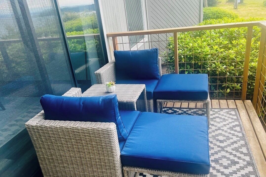 Photo of Patio Balcony in Hansville