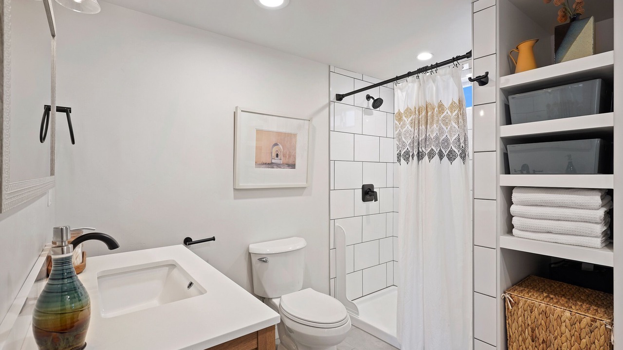 Photo of Bathroom in Larkspur