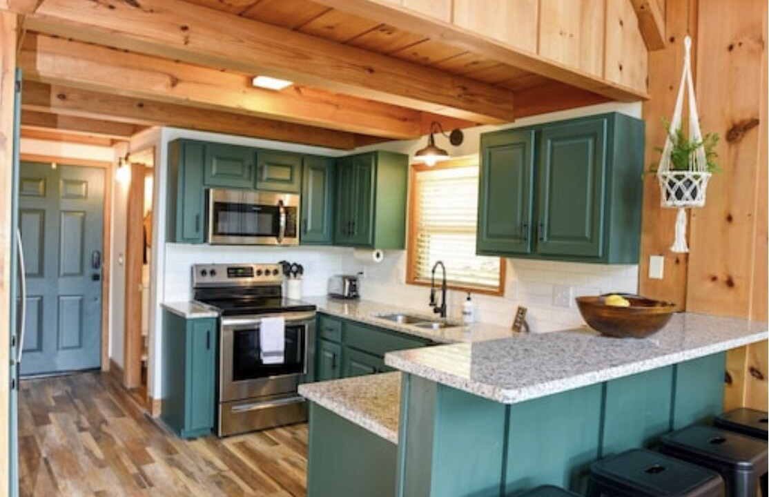 Photo of Kitchen in Flat Hollow Marina