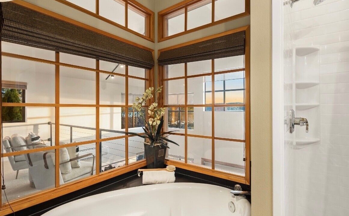 Photo of Bathroom in Langley