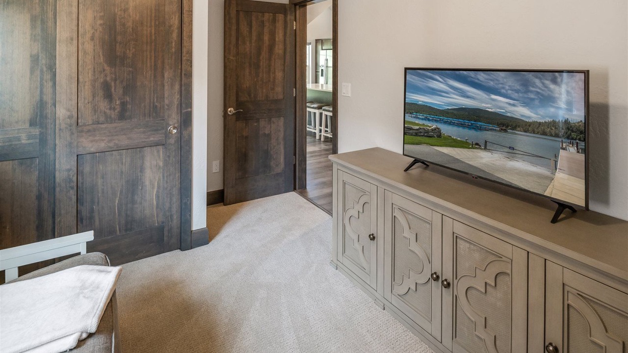 Photo of Livingroom in Dover Bay