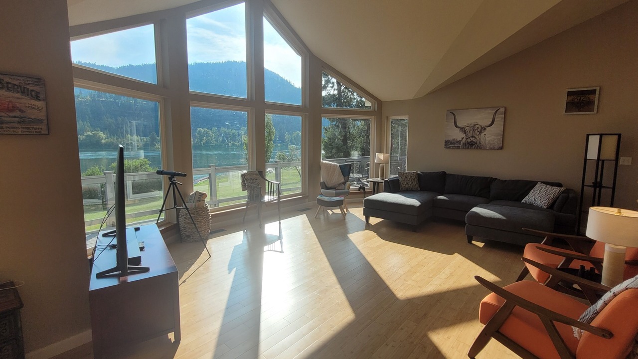 Photo of Livingroom in Cusick