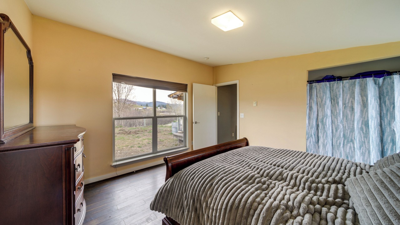 Photo of Bedroom in Republic