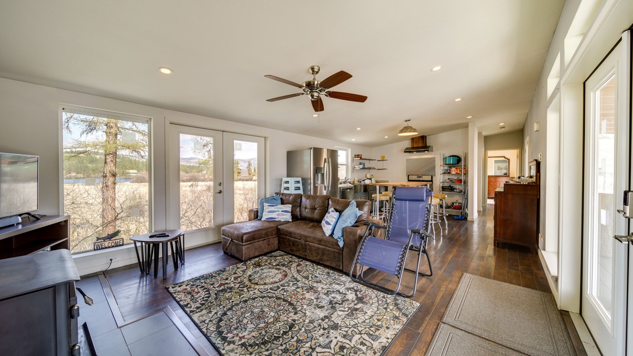 Photo of Livingroom in Republic