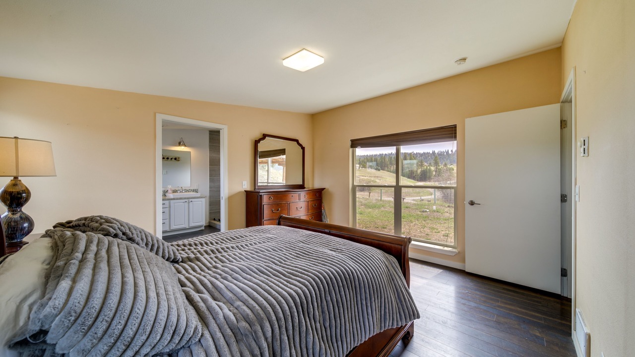 Photo of Bedroom in Republic
