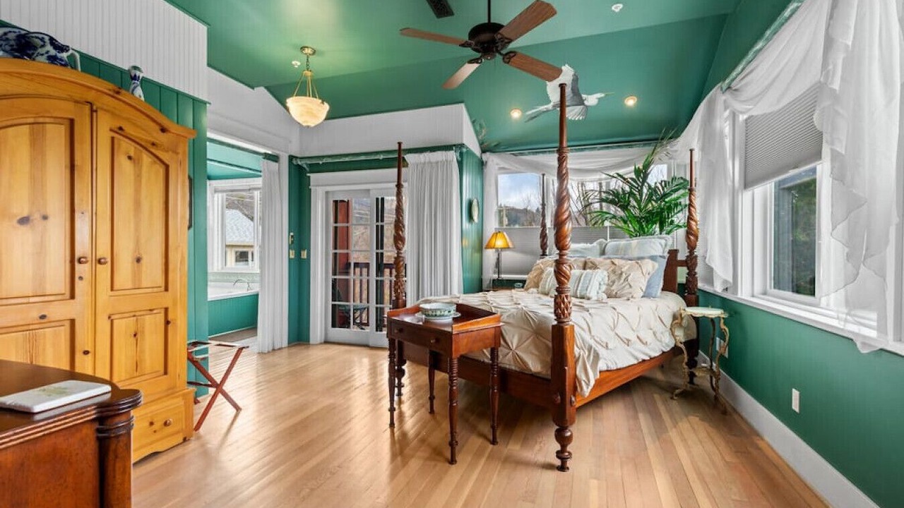 Photo of Patio Balcony in Historic Railroad District