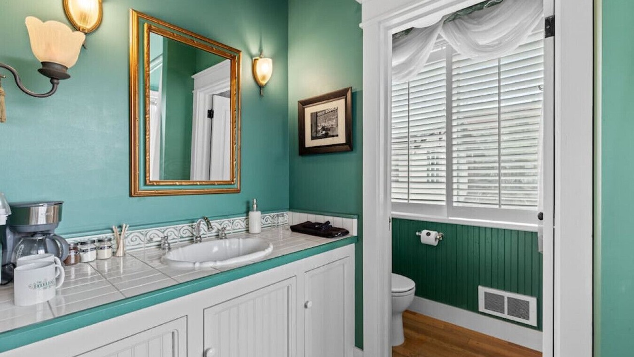 Photo of Bathroom in Historic Railroad District