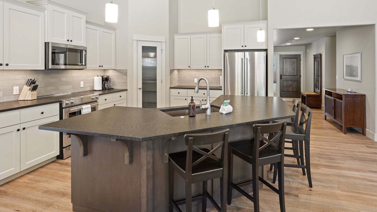 Photo of Kitchen in Deschutes River Woods