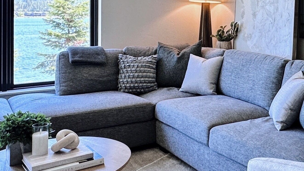 Photo of Livingroom in Sandpoint