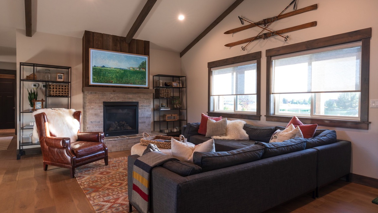 Photo of Livingroom in Victor