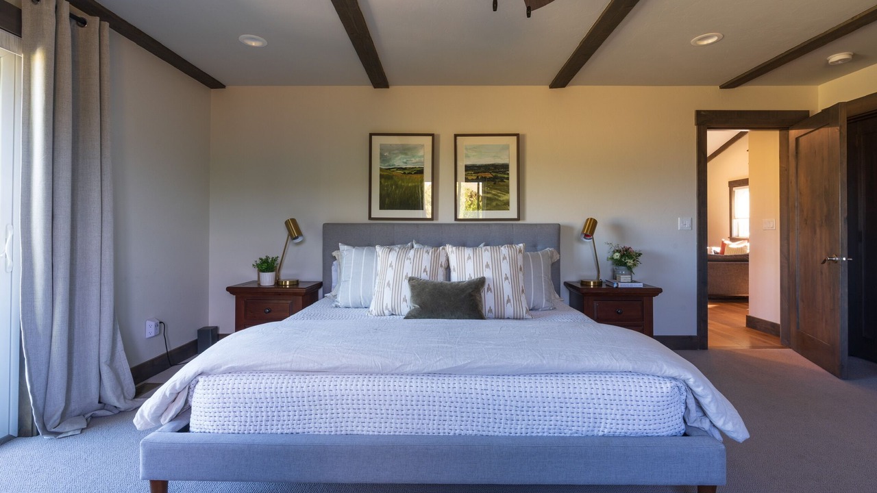 Photo of Bedroom in Victor