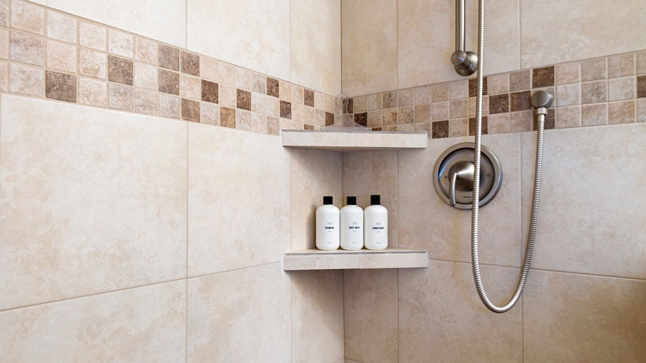 Photo of Bathroom in Overlook Park