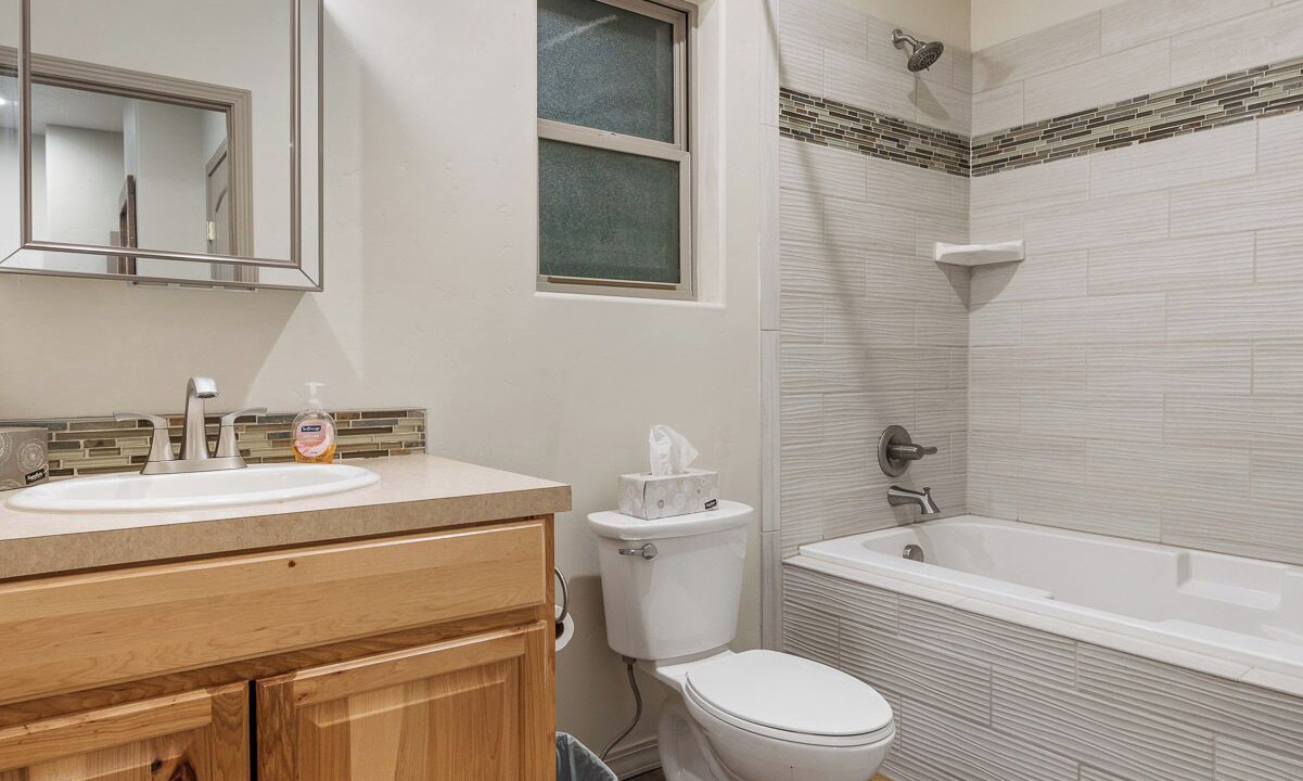 Photo of Bathroom in Cascade