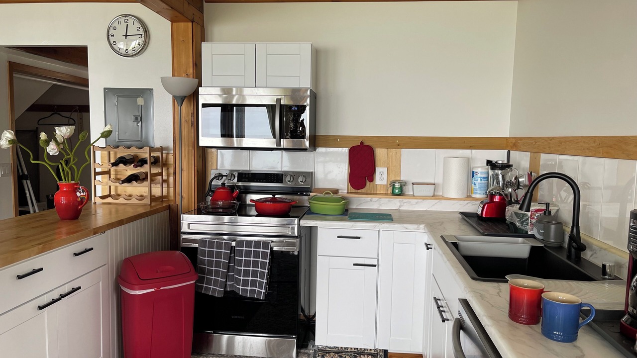 Photo of Kitchen in Oak Harbor