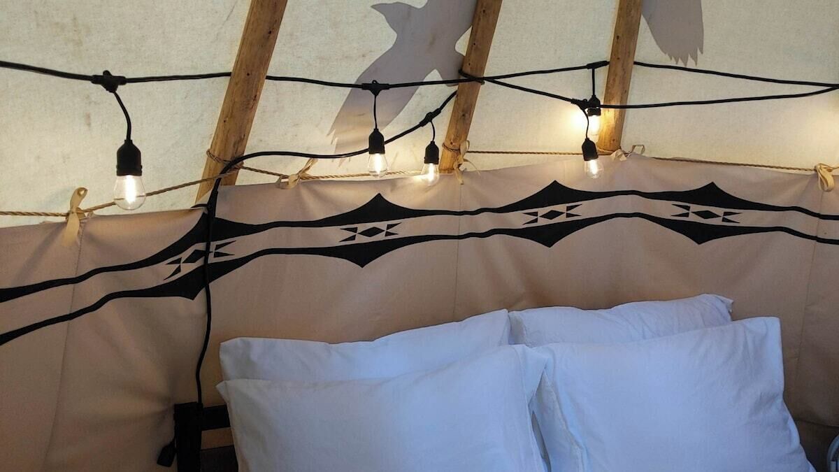 Photo of Bedroom in Cave Junction
