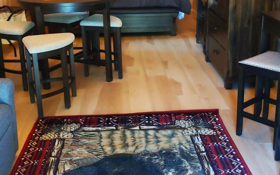 Photo of Bedroom in Cave Junction
