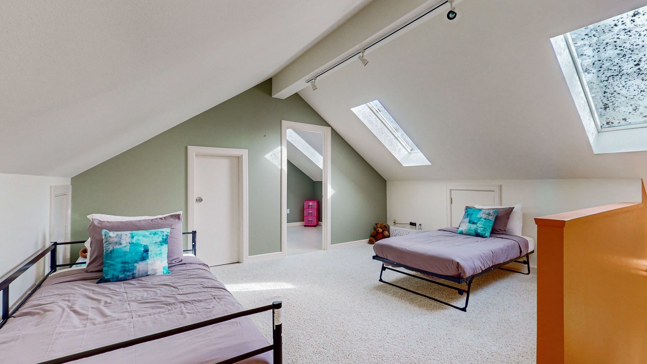 Photo of Bedroom in Coupeville