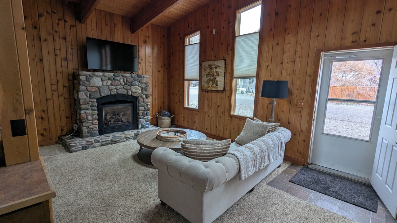 Photo of Livingroom in Challis
