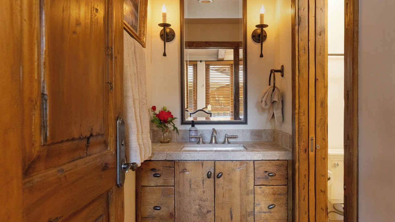 Photo of Bathroom in Elkhorn