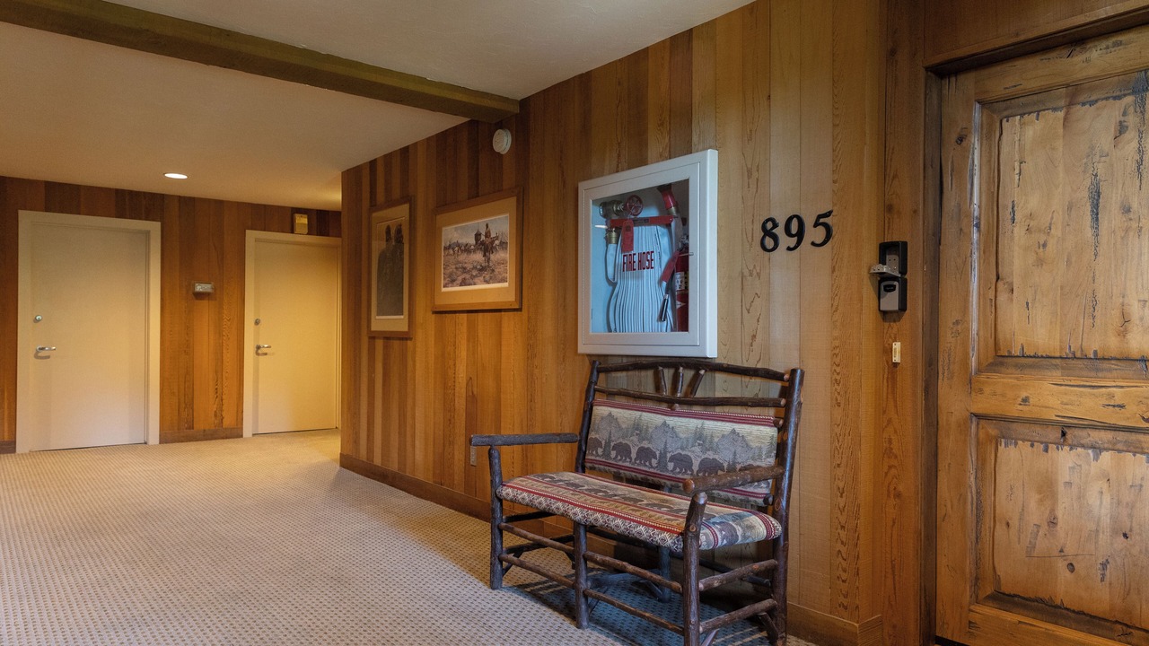 Photo of Bedroom in Elkhorn