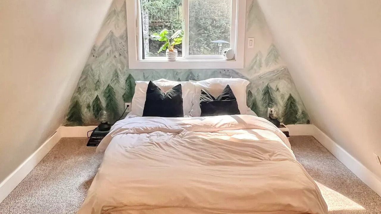 Photo of Bedroom in Gold Bar