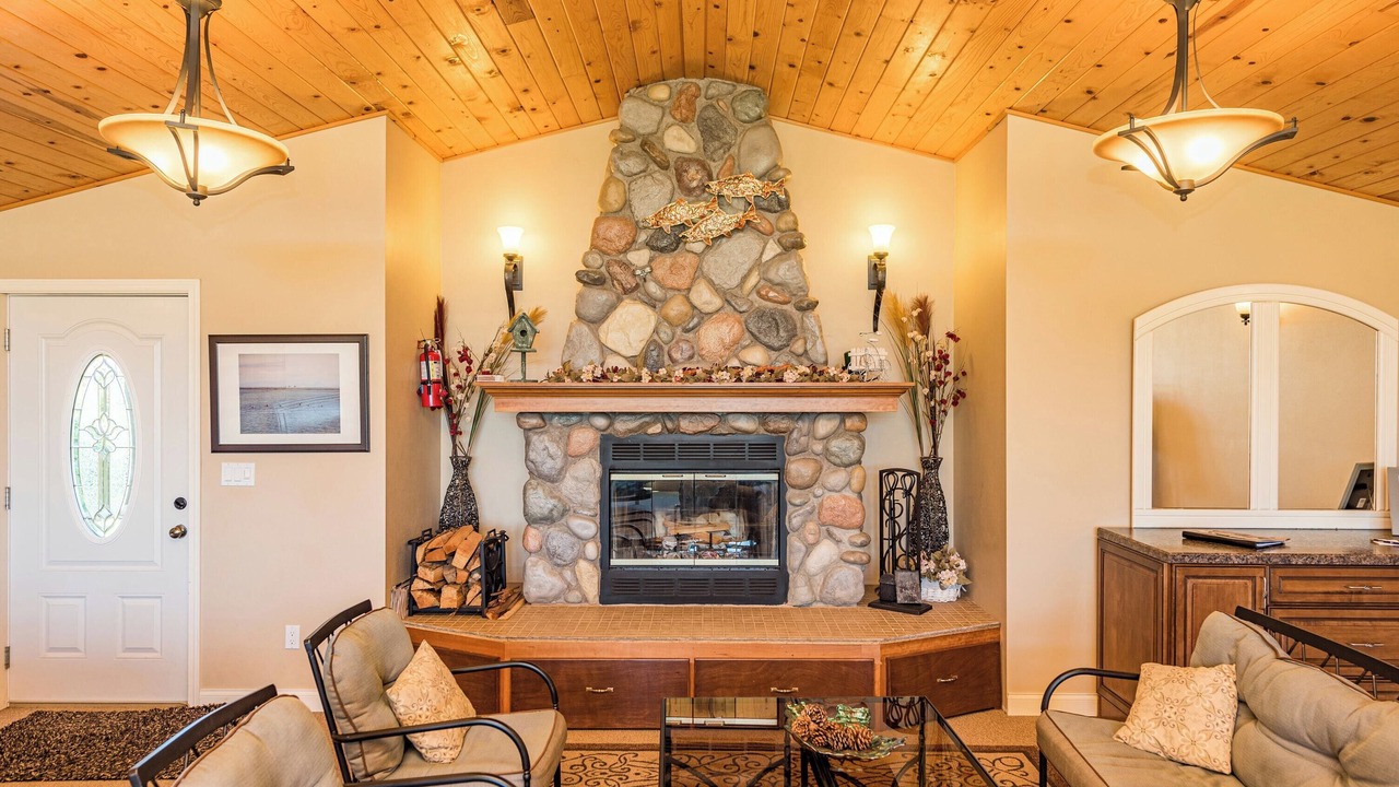 Photo of Livingroom in Sequim