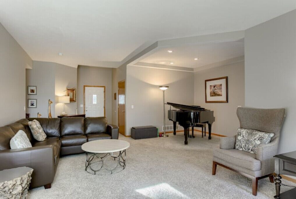 Photo of Livingroom in McArdle
