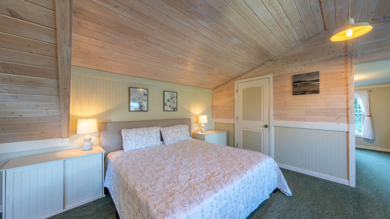 Photo of Bedroom in Longbranch