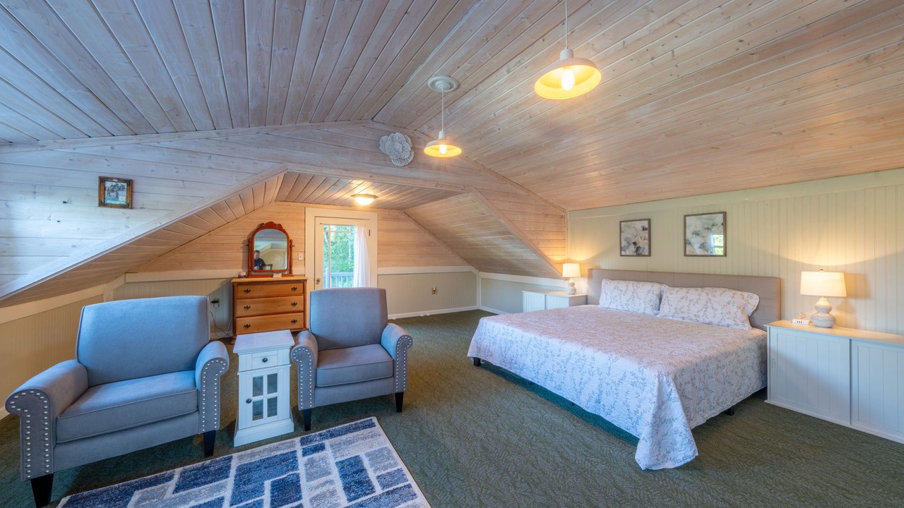 Photo of Bedroom in Longbranch