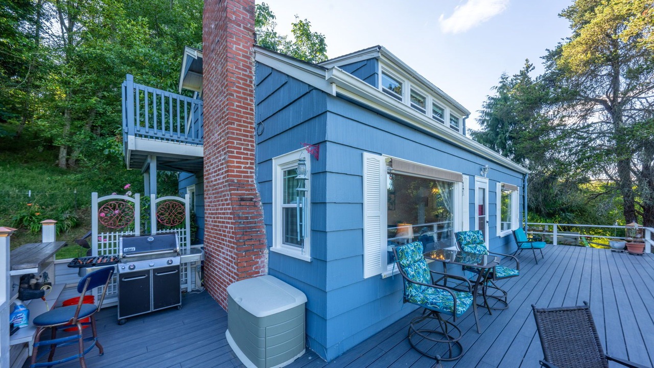 Photo of Outdoor in Longbranch